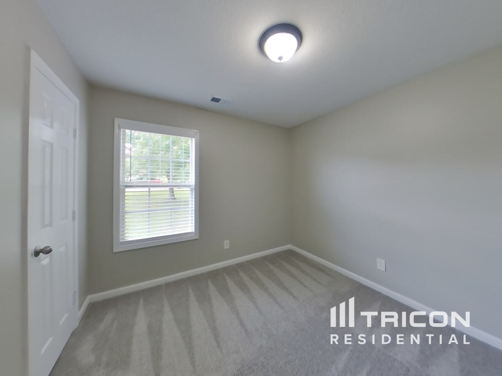 Building Photo - 1498 Wilderness Way