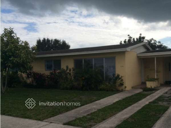 Building Photo - 1510 NW 182nd St