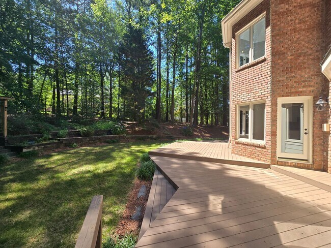 Building Photo - 102 Eyemouth Ct