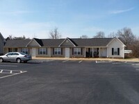 Building Photo - 2BD/2BA Unit in Newton at The Squires