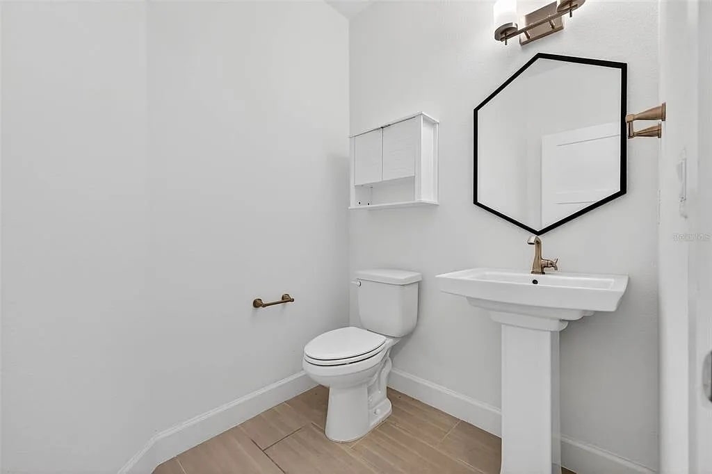 Building Photo - 104 26th St N