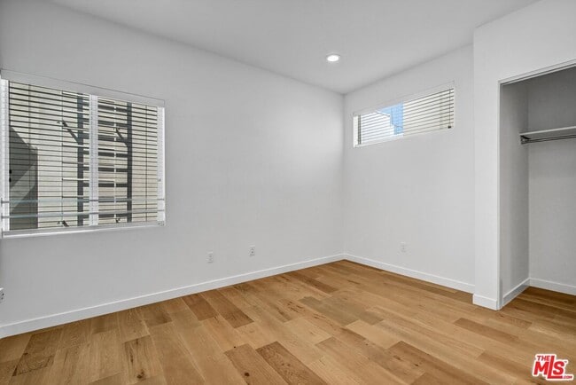 Building Photo - 1240 Gordon St