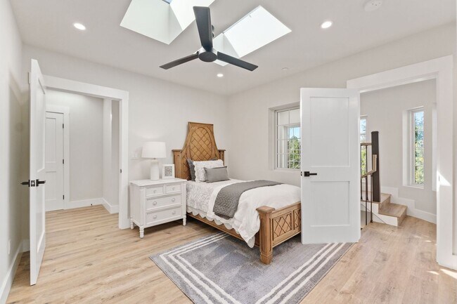 Building Photo - $15,995 - Stunning Executive Estate in Wil...