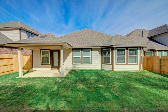 Building Photo - 2212 Gadwall Ct
