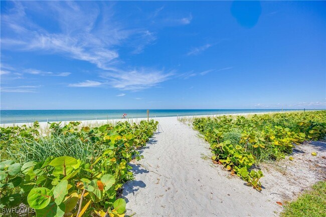 Building Photo - 10691 Gulf Shore Dr