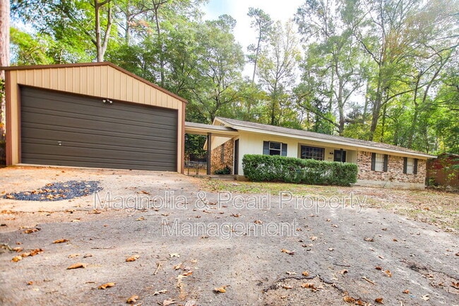 Building Photo - 207 Westwood Pl