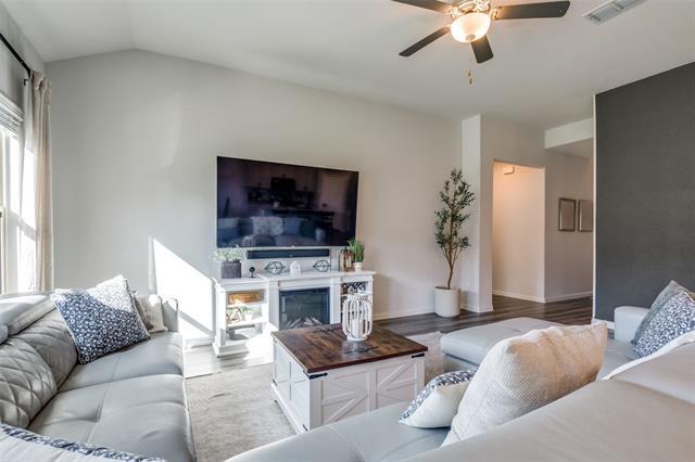 Building Photo - 2419 Lalun Lane