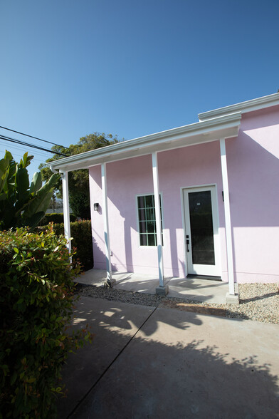 Building Photo - 1435 Gillespie St