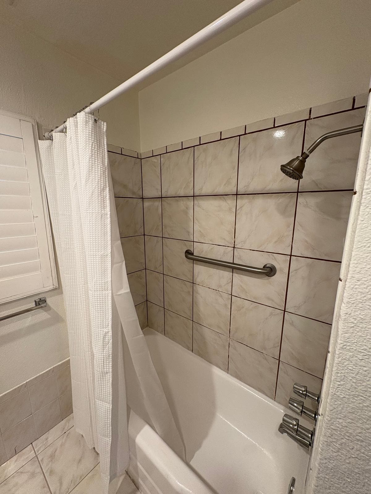 Building Photo - 3768 Redondo Beach Blvd