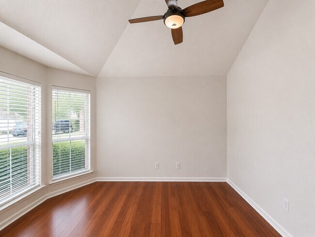Building Photo - 20410 Nelva Park Ct