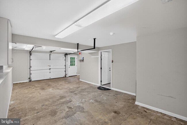 Building Photo - 4104 Green Spring St