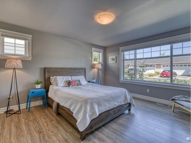 Building Photo - 6554 Hunt Highlands Loop