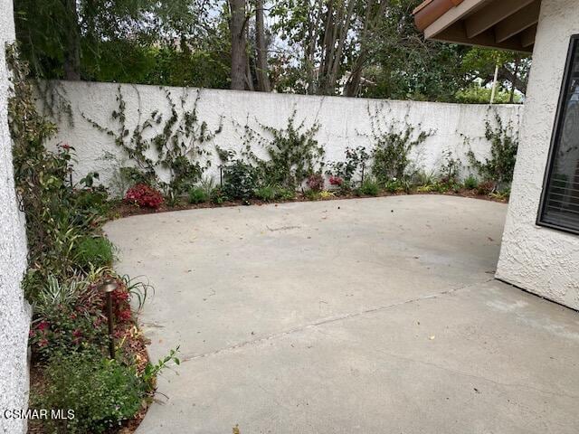 Building Photo - 4048 Stoneriver Ct