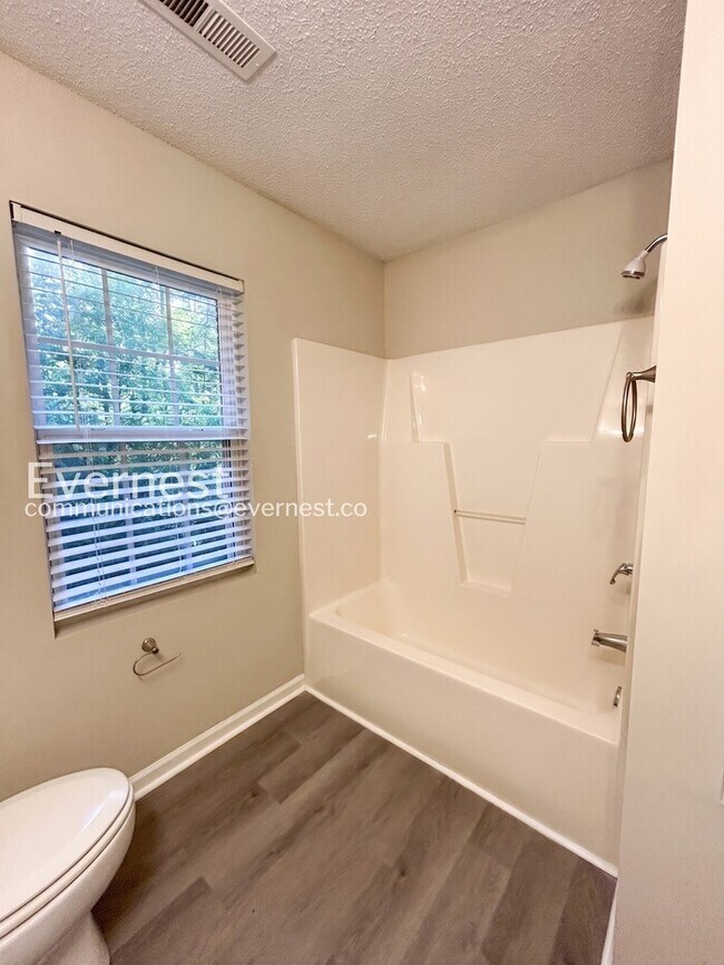 Building Photo - 3612 Mizell Rd