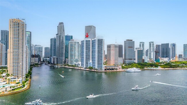 Building Photo - 325 S Biscayne Blvd