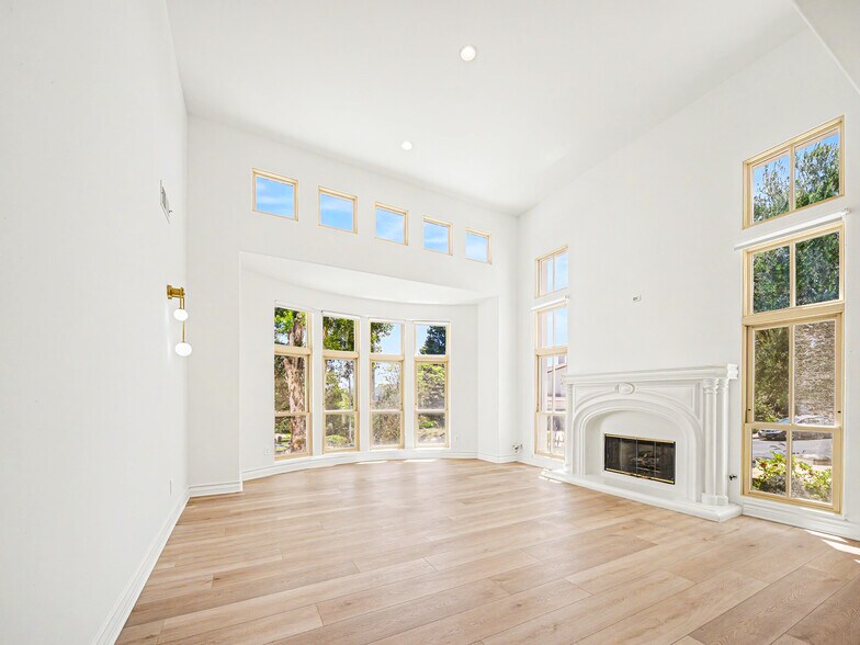 Building Photo - 3907 Peartree Pl