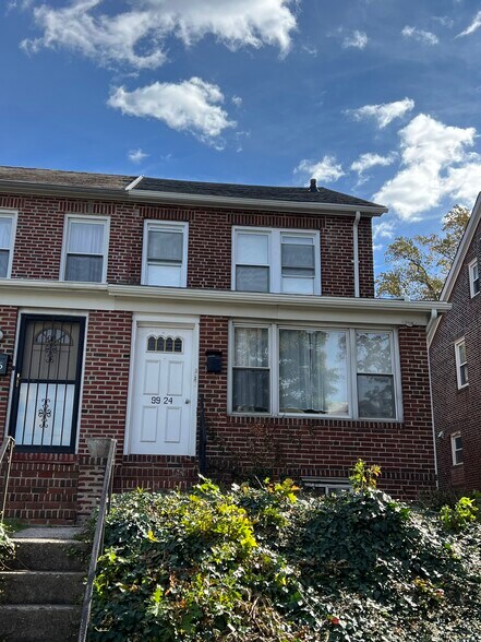 Building Photo - 9924 Ascan Ave