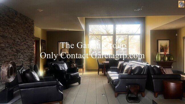 Building Photo - 765 NE Adwick Dr