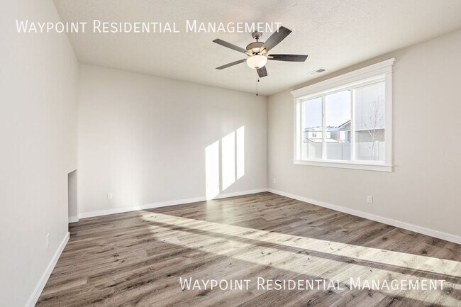 Building Photo - 5316 S Redeken Pl