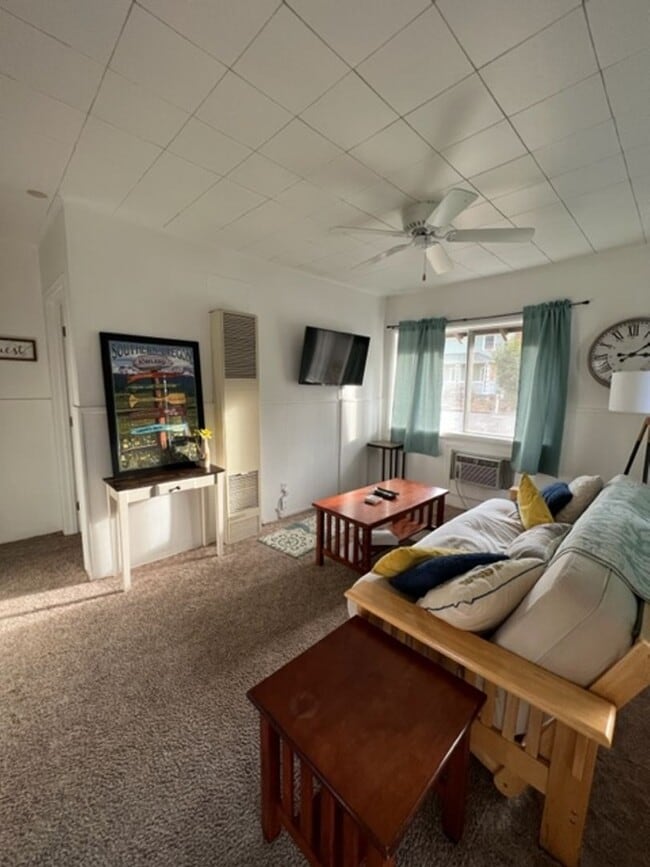 Building Photo - A Little Piece of Heaven in Historic Jacksonville