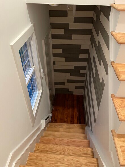 Entrance - 2776 Maple Ave