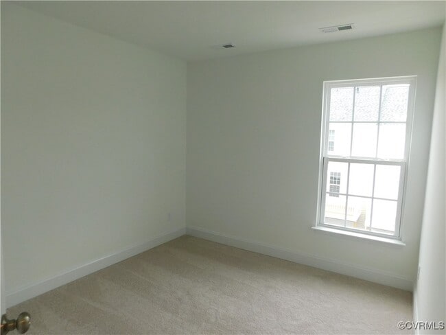 Building Photo - 7004 Leire Ln