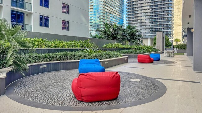 Building Photo - 55 SW 9th St