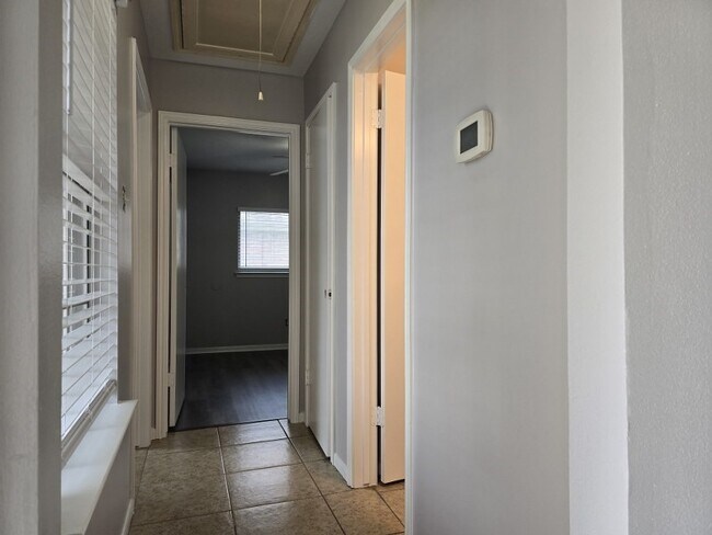 Building Photo - 4618 Tiger Trace Ln