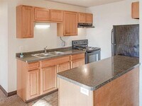 Building Photo - 1420 6th Ave S