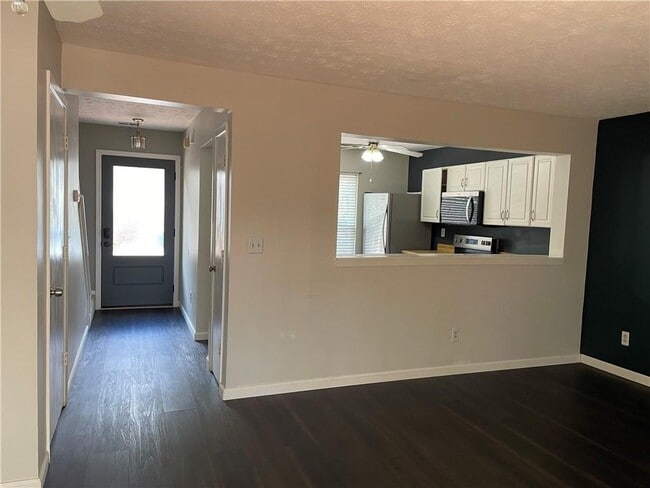 Building Photo - 3578 Kennesaw Station Dr