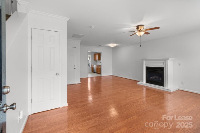 Building Photo - 17311 Villanova Rd