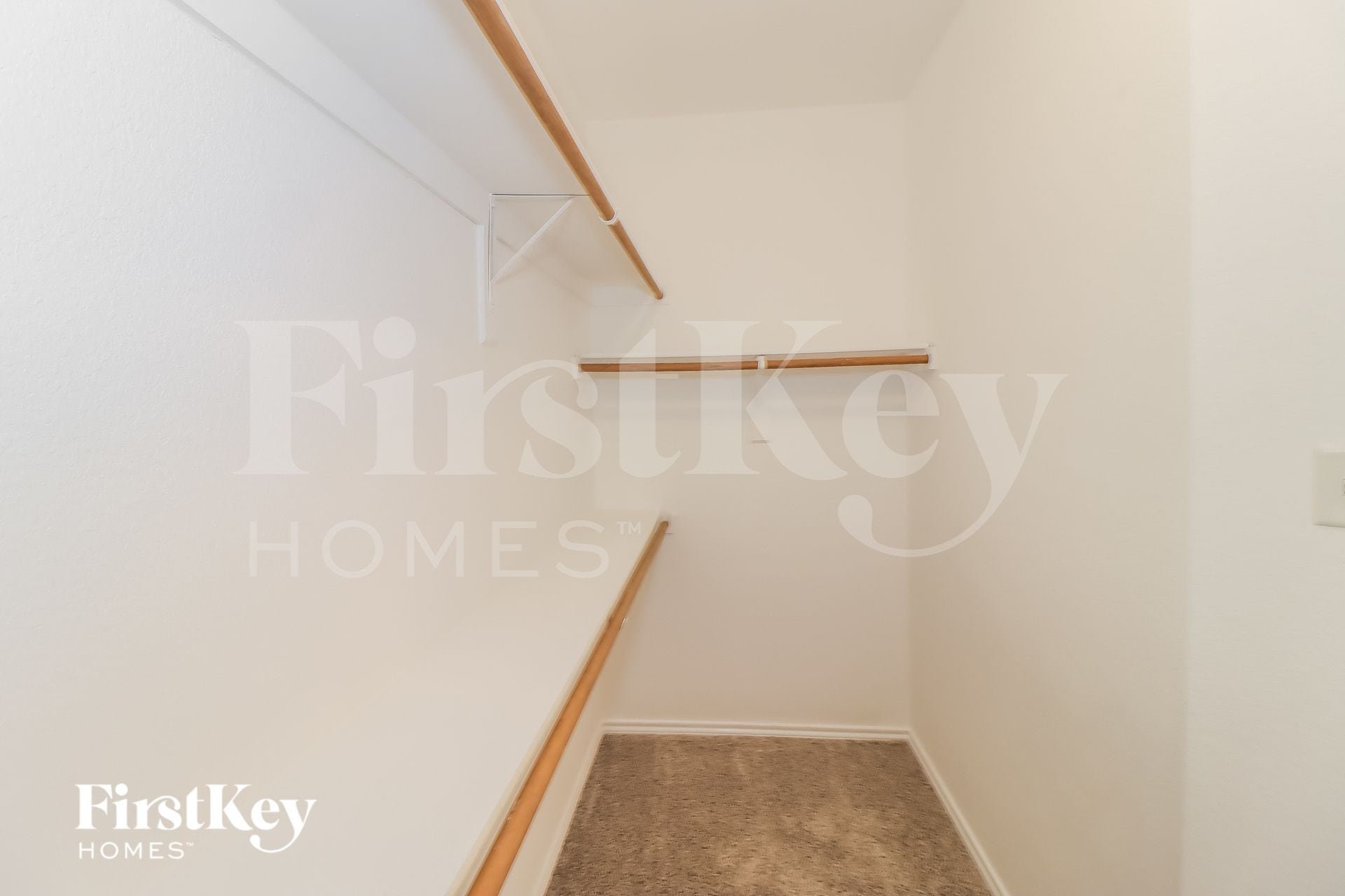 Building Photo - 1104 Hearthstone Dr