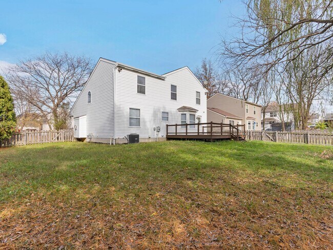 Building Photo - 7741 Sherridon Dr