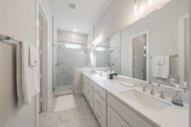 Building Photo - 11993 Dahlia Bay Dr