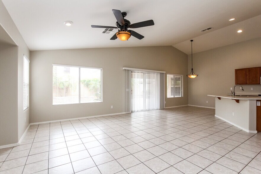 Building Photo - 9166 W Melinda Ln