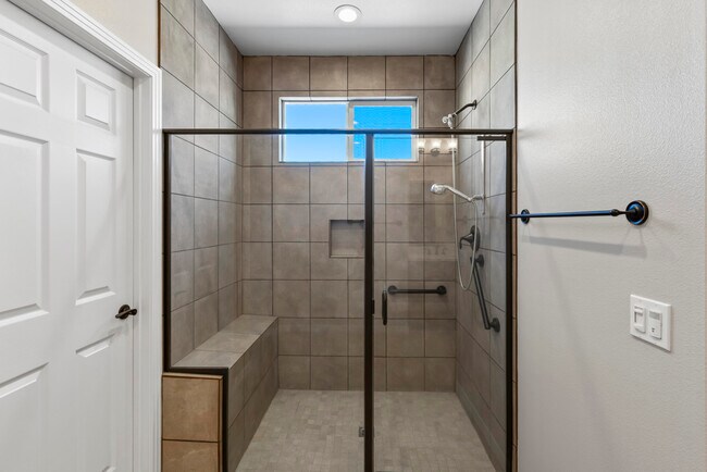 Building Photo - 78918 Adesso Way