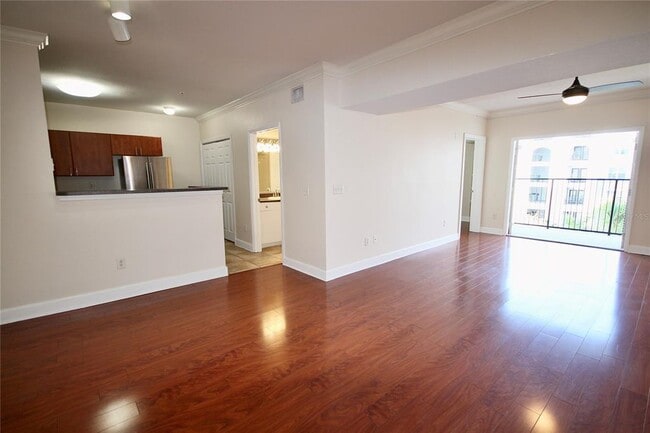 Building Photo - 204 E South St