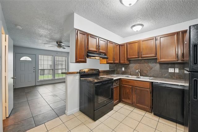Building Photo - 4923 Miller Ave