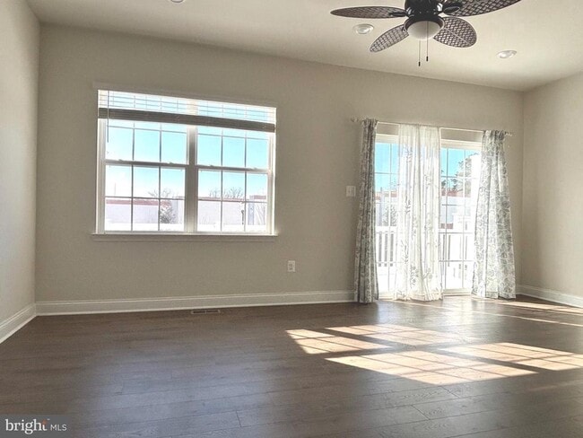 Building Photo - 7585 Marston Way