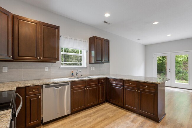 Building Photo - 8403 Brookmoor Ln