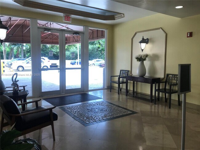 Building Photo - 3500 Coral Wy