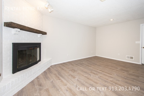 Building Photo - 1616 E Elm St