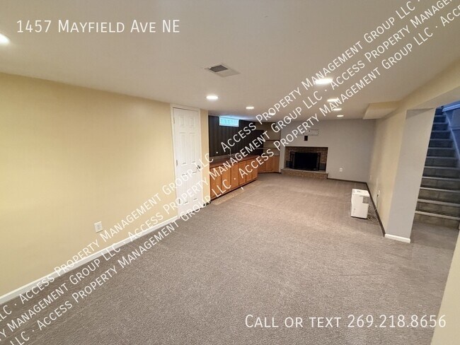 Building Photo - 1457 Mayfield Ave NE