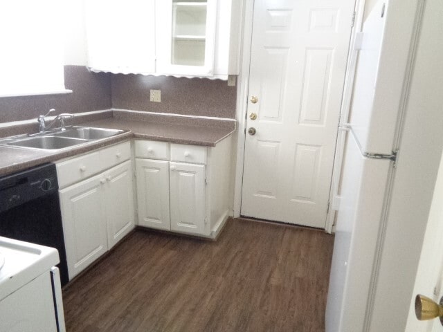 Building Photo - 5504 Deep Forest Dr