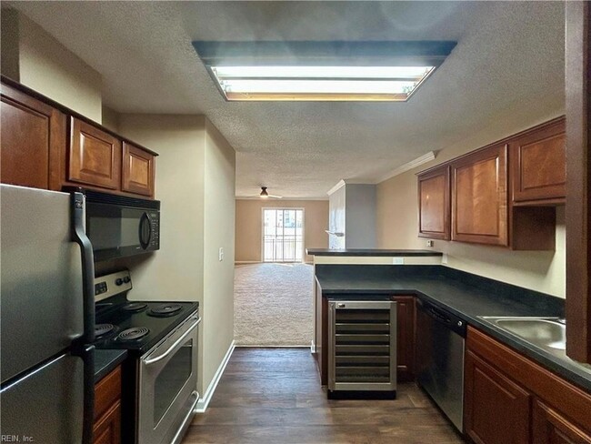 Building Photo - 103 Westover Ave