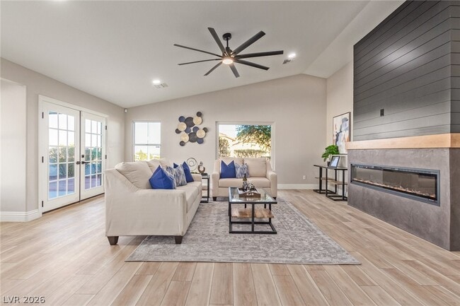 Building Photo - 4785 N Grand Canyon Dr