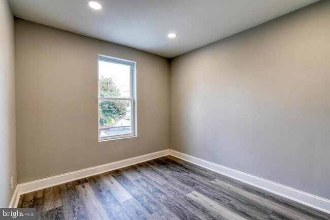 Building Photo - 160 East St