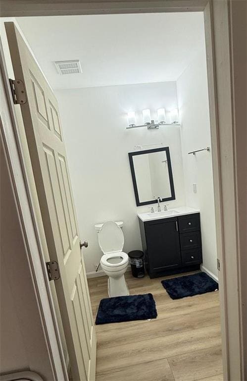 Building Photo - 1750 Dahlia Dr