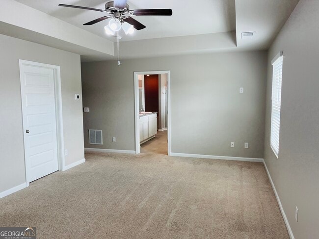 Building Photo - 19 White Spruce Wy