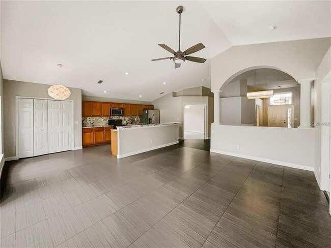 Building Photo - 4655 Doral Park Ave